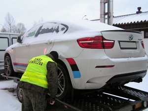 Odzyskane BMW X6 M