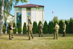 Funkcjonariusze podczas egzaminu praktycznego