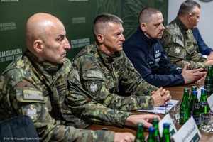 Komendant NOSG wraz Zastępcą podczas odprawy