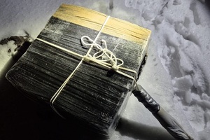 Zabezpieczone przez Straż Graniczną papierosy przemycone do Polski balonami meteorologicznymi