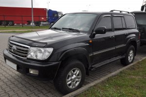 Odzyskana Toyota Land Cruiser