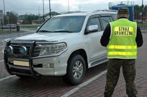 Odzyskana Toyota Land Cruiser
