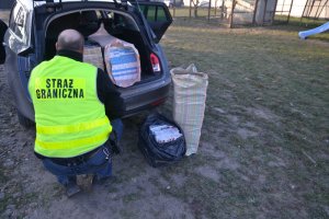Nielegalne papierosy i alkohol ujawnione przez Straż Graniczną