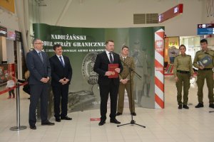 Robot pirotechniczny dla lotniczego przejścia granicznego w Świdniku