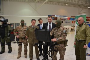 Robot pirotechniczny dla lotniczego przejścia granicznego w Świdniku