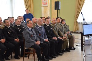 Odprawa służb z udziałem Ministra Spraw Wewnętrznych i Administracji