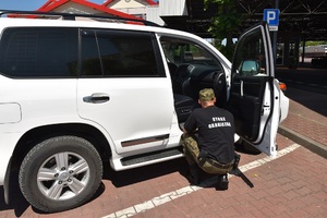 Odzyskana Toyota Land Cruiser