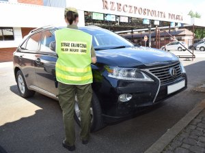 Odzyskany Lexus