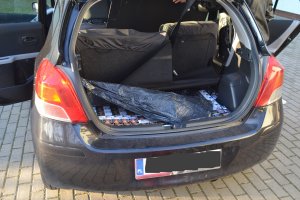 Zabezpieczanie papierosów pochodzących z przemytu.