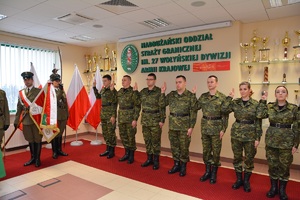 Ślubowanie nowo przyjętych funkcjonariuszy NOSG