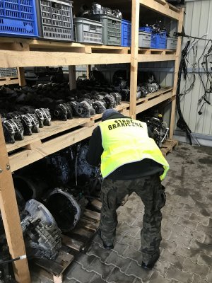 Zabezpieczanie części samochodowych
