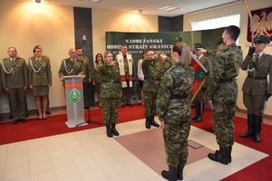 Ślubowanie nowo przyjętych funkcjonariuszy NOSG