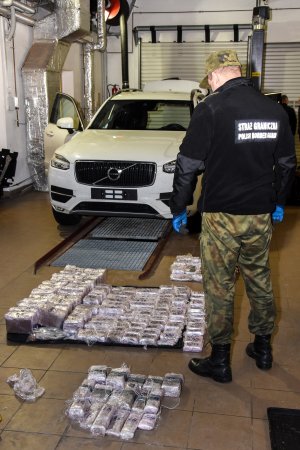 Udaremniono próbę przemytu haszyszu o wartości ponad 10 mln zł