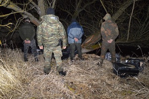 Zatrzymanie przemytników i zabezpieczanie nielegalnego towaru