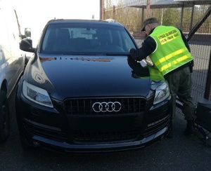 Audi Q7 o wartości 70 tys. zł nie wyjechało z Polski