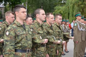 Ślubowanie nowo przyjętych funkcjonariuszy NOSG oraz mianowanie na młodszych chorążych