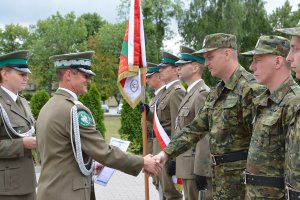 Ślubowanie nowo przyjętych funkcjonariuszy NOSG oraz mianowanie na młodszych chorążych