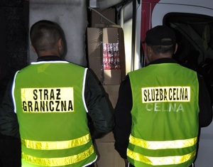 Zabezpieczanie papierosów pochodzących z przemytu.
