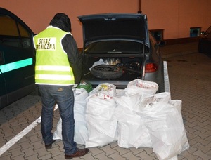 Zabezpieczanie papierosów pochodzących z przemytu