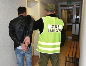 Zatrzymania realizowane przez funkcjonariuszy NOSG