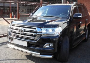 Odzyskana Toyota Land Cruiser