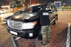 Odzyskana Toyota Land Cruiser