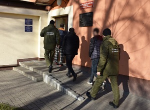 Zatrzymano nielegalnych migrantów