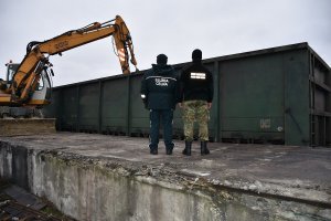 Zabezpieczanie papierosów pochodzących z przemytu.
