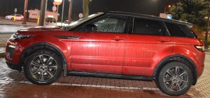 Zabezpieczony Land Rover