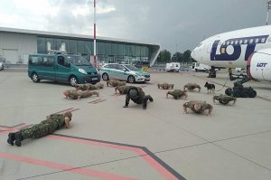 Funkcjonariusze NOSG podjęli wyzwanie #GaszynChallenge