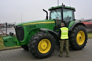 Odzyskany ciągnik John Deere