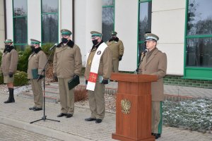 Ślubowanie nowo przyjętych funkcjonariuszy NOSG