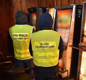 SG i KAS walczą z nielegalnym hazardem