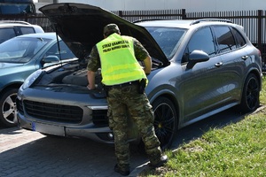 Porsche o wartości 270 tys. zł