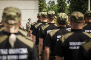 Ślubowanie nowo przyjętych funkcjonariuszy NOSG