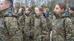 Ślubowanie nowo przyjętych funkcjonariuszy NOSG