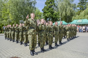Ślubowanie nowo przyjętych funkcjonariuszy NOSG