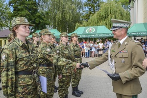 Ślubowanie nowo przyjętych funkcjonariuszy NOSG