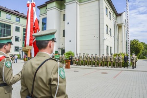 Ślubowanie nowo przyjętych funkcjonariuszy NOSG