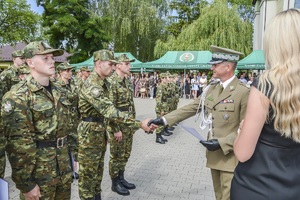 Ślubowanie nowo przyjętych funkcjonariuszy NOSG
