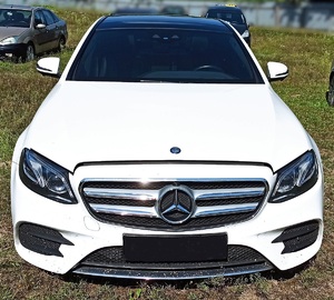 Zabezpieczanie odnalezionego pojazdu marki Mercedes-Benz