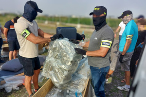 Przejęte 112 kg marihuany, zatrzymane 3 osoby i zlikwidowany magazyn narkotyków