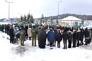 Betlejemskie Światełko Pokoju na granicy polsko-ukraińskiej