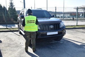Kontrola legalności pochodzenia pojazdu prowadzona przez funkcjonariusza SG