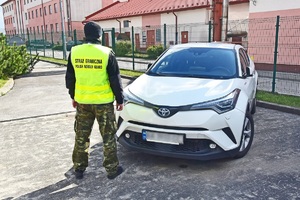 Kontrola legalności pochodzenia pojazdu prowadzona przez funkcjonariusza SG