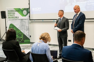 Komendanci Nadbużańskiego oraz Bieszczadzkiego OSG witają uczestników szkolenia