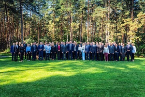 Wspólne zdjęcie uczestników szkolenia nt. "Walka z handlem ludźmi w kontekście współczesnych wyzwań migracyjnych"