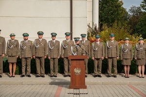 Uroczystość ślubowania nowo przyjętych funkcjonariuszy Straży Granicznej w komendzie NOSG