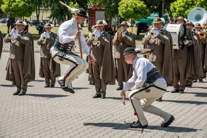 Pokaz Orkiestry Reprezentacyjnej SG podczas uroczystości Święta Straży Granicznej na terenie komendy oddziału NOSG