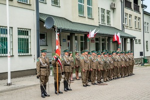 Funkcjonariusze NOSG podczas uroczystości 20-lecia powstania Placówki SG w Chłopiatynie